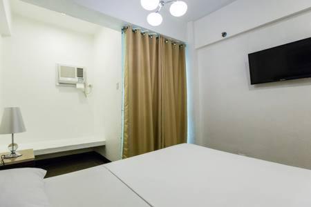 San Agustin Residences Makati City Esterno foto
