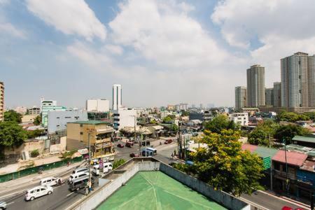 San Agustin Residences Makati City Esterno foto