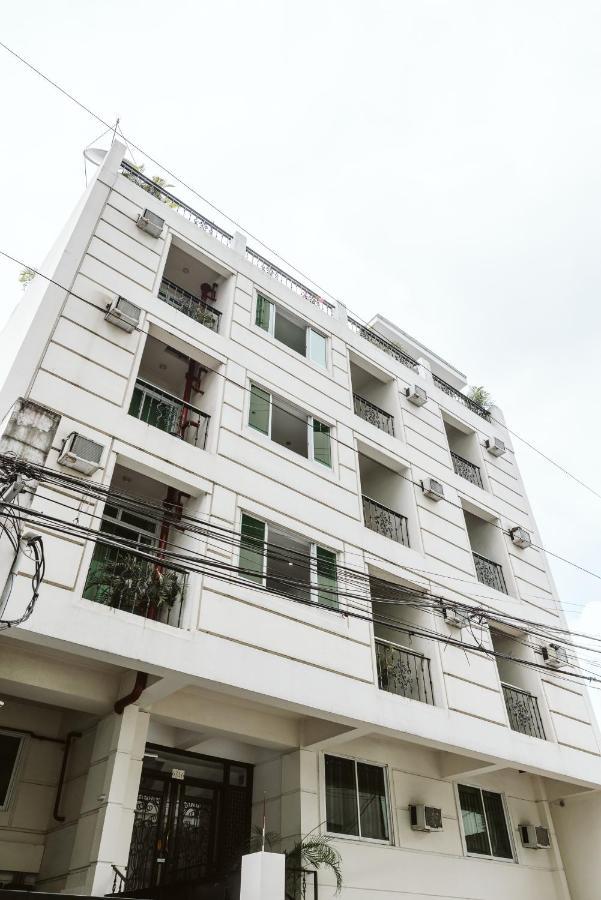 San Agustin Residences Makati City Esterno foto