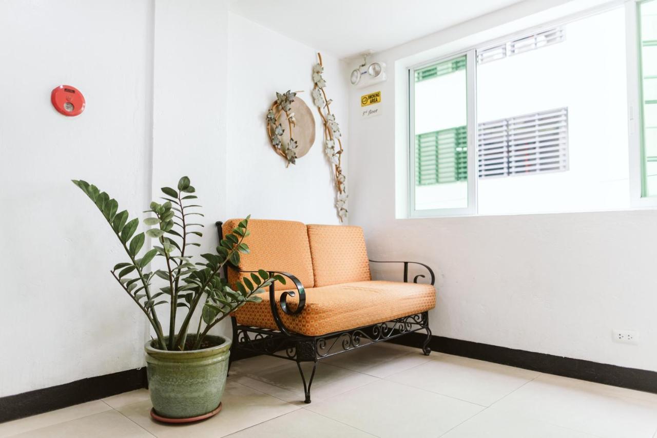 San Agustin Residences Makati City Esterno foto